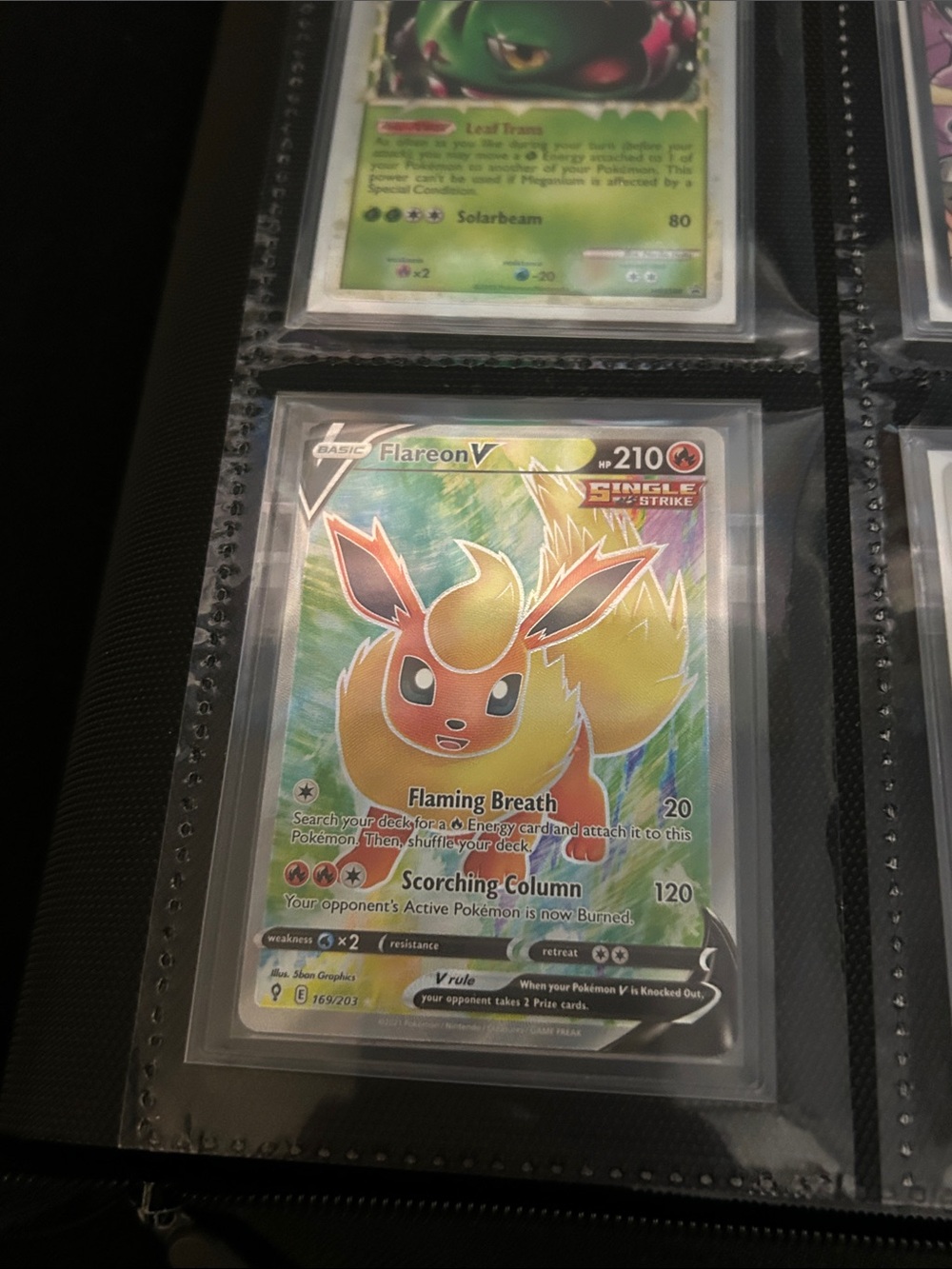 Pokemon Flareon V Holo Card - Orange/Yellow